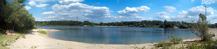 Deutschland 2005 - Marxscher Weiher - Panormabild von der Straße in Richtung Tauchereinstieg