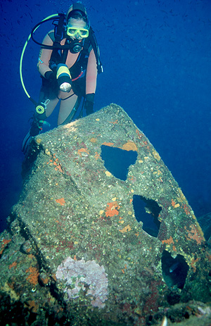 Aussichtsturm des gesunkenen Torpedojäger - Espignole in der Nähe von St. Tropez